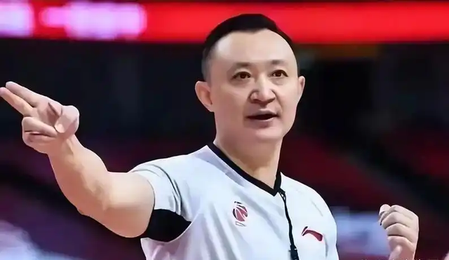 开元棋牌-闫军被撤销国际裁判并非意味着天亮了，在CBA，他依然呼风唤雨
